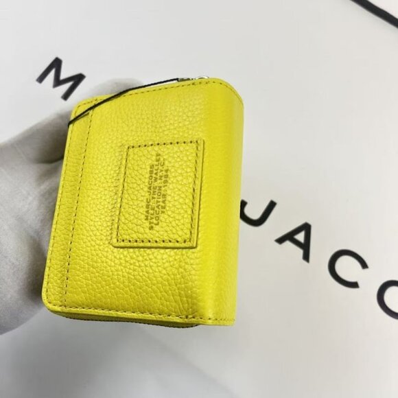 Marc Jacobs Womens The Leather Mini Compact Wallet 2R3SMP044S10 - Picture 3 of 8